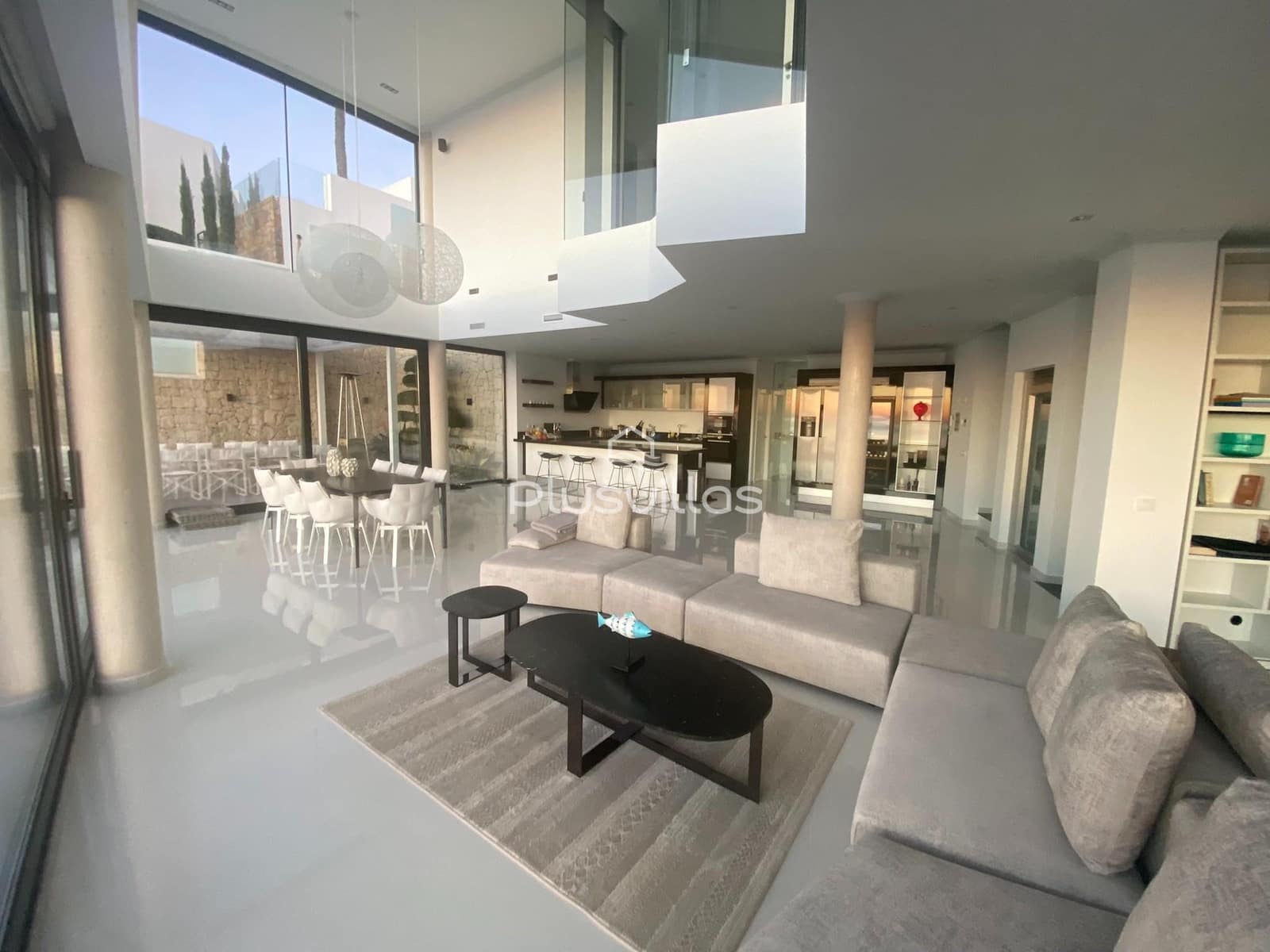 5 bedroom Villa for sale in Benissa with pool - € 2,450,000 (Ref: 6880648)