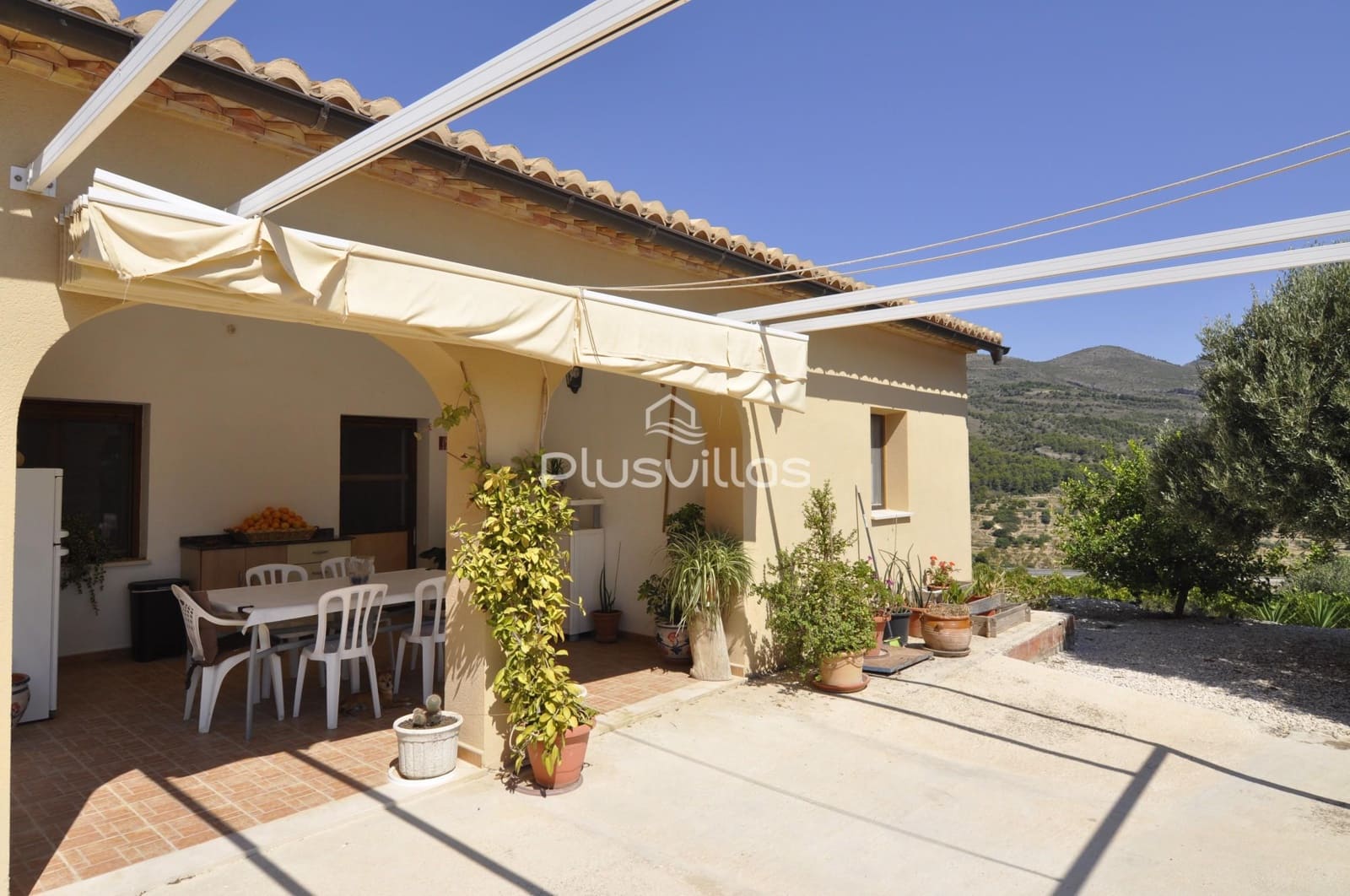 9 soverom Villa til salgs i Benissa med svømmebasseng - € 680 000 (Ref: 6975181)