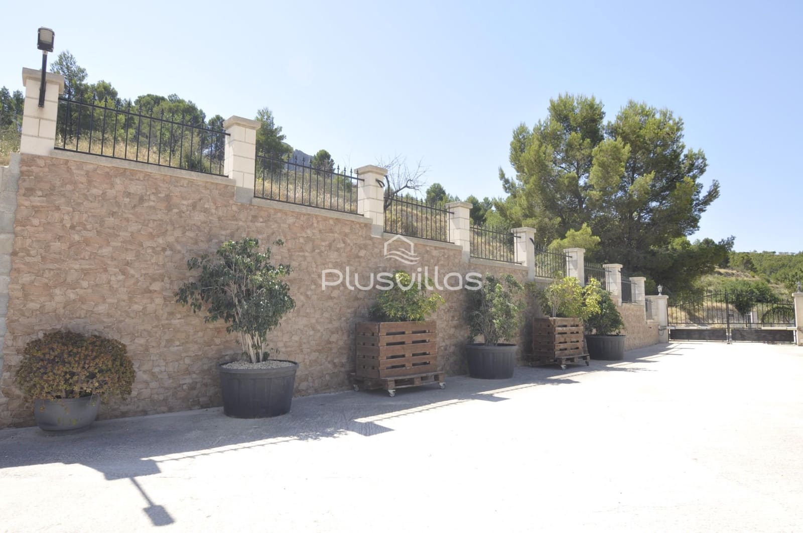 9 soverom Villa til salgs i Benissa med svømmebasseng - € 680 000 (Ref: 6975181)