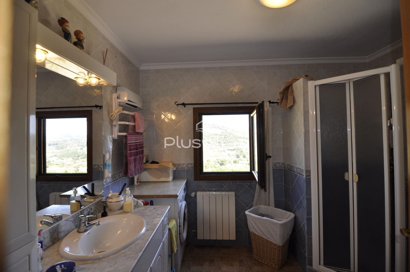 9 soverom Villa til salgs i Benissa med svømmebasseng - € 680 000 (Ref: 6975181)