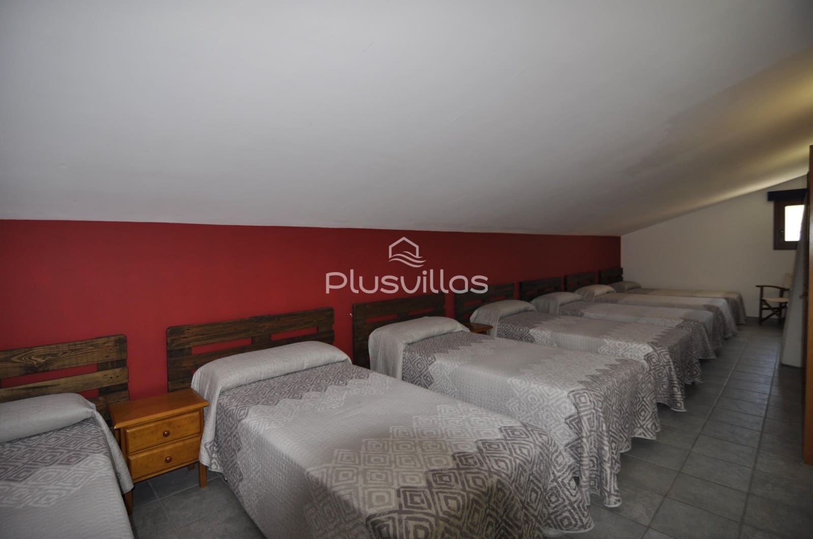 9 soverom Villa til salgs i Benissa med svømmebasseng - € 680 000 (Ref: 6975181)