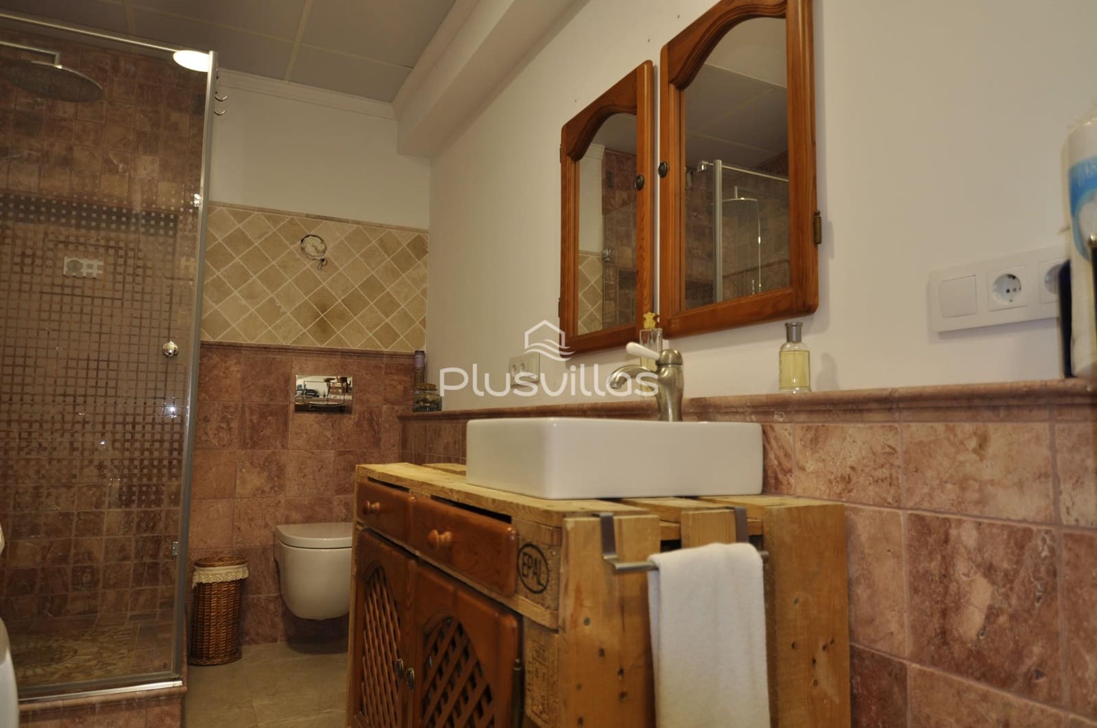 9 soverom Villa til salgs i Benissa med svømmebasseng - € 680 000 (Ref: 6975181)