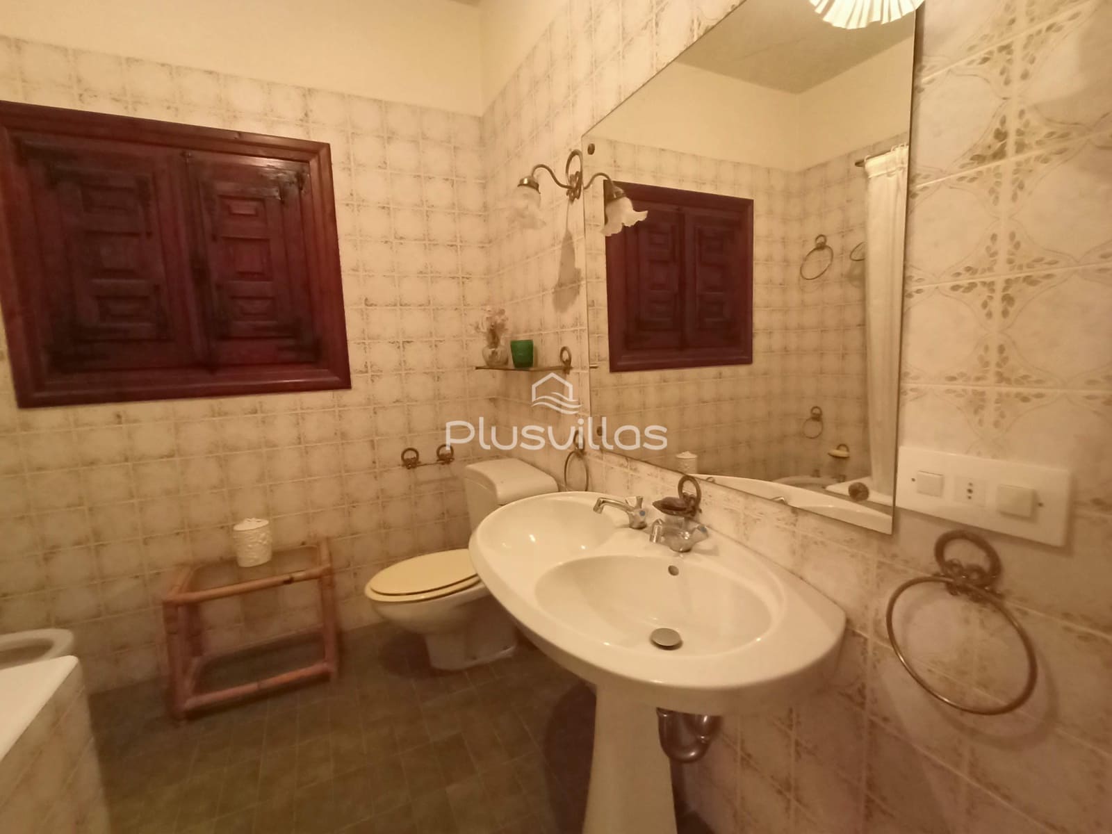 11 Zimmer Villa zu verkaufen in Benissa mit Pool - 1.300.000 € (Ref: 7006145)