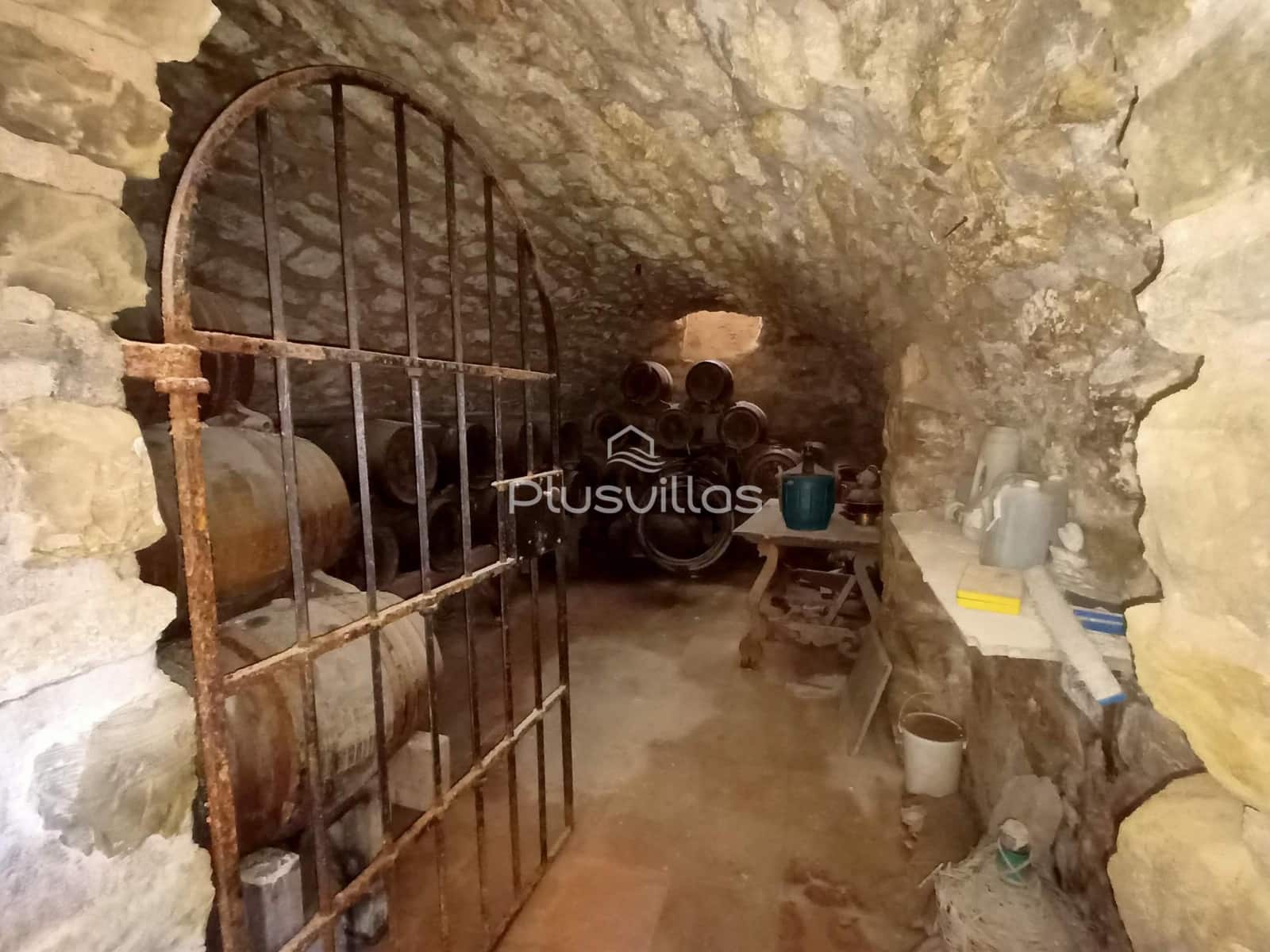 11 Zimmer Villa zu verkaufen in Benissa mit Pool - 1.300.000 € (Ref: 7006145)