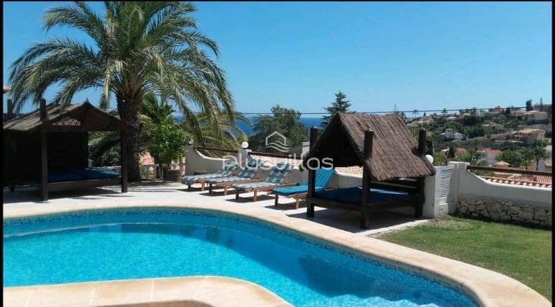5 soveværelse Villa til salg i Calpe / Calp med swimmingpool - € 1.100.000 (Ref: 7107117)
