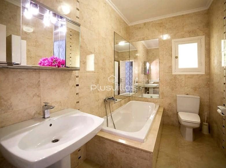 5 soveværelse Villa til salg i Calpe / Calp med swimmingpool - € 1.100.000 (Ref: 7107117)