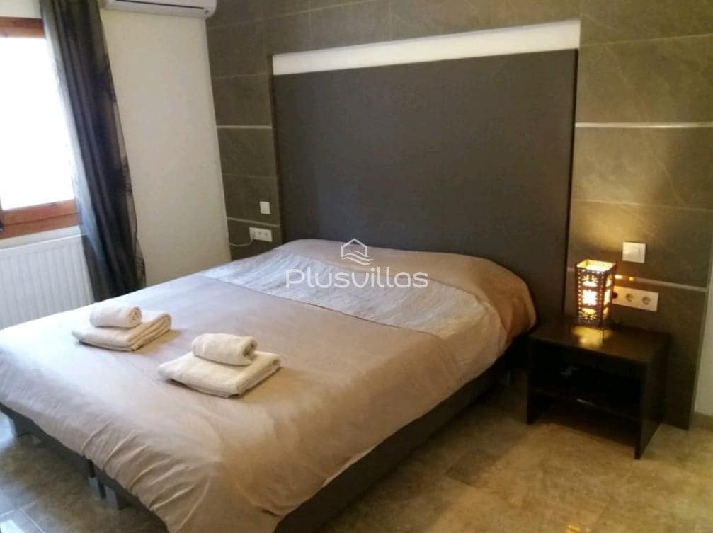 5 soveværelse Villa til salg i Calpe / Calp med swimmingpool - € 1.100.000 (Ref: 7107117)