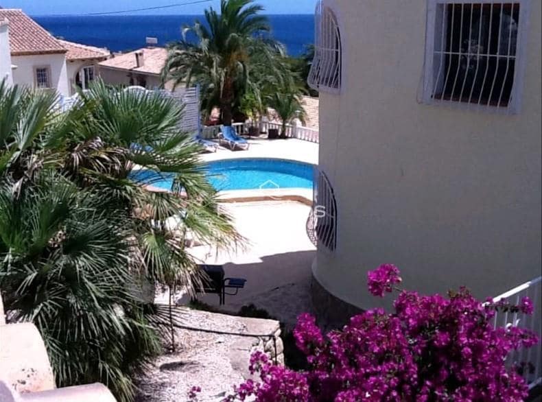 5 soveværelse Villa til salg i Calpe / Calp med swimmingpool - € 1.100.000 (Ref: 7107117)