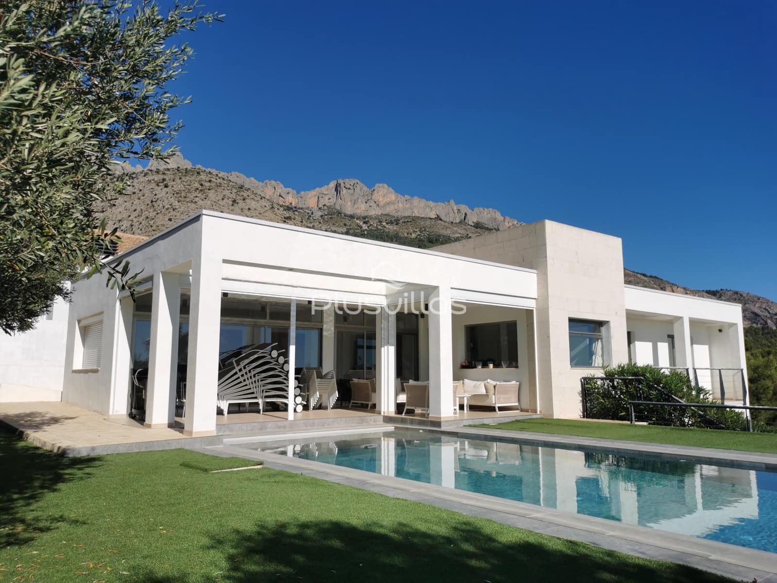 5 slaapkamer Villa te koop in Altea met zwembad - € 1.499.000 (Ref: 7268438)