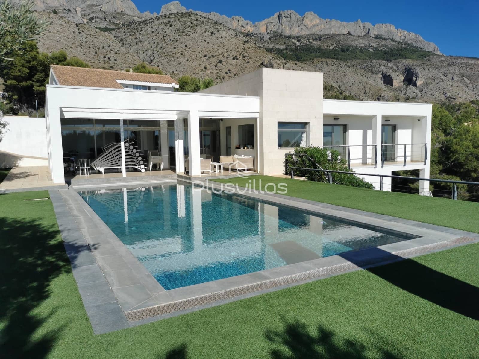 5 slaapkamer Villa te koop in Altea met zwembad - € 1.499.000 (Ref: 7268438)