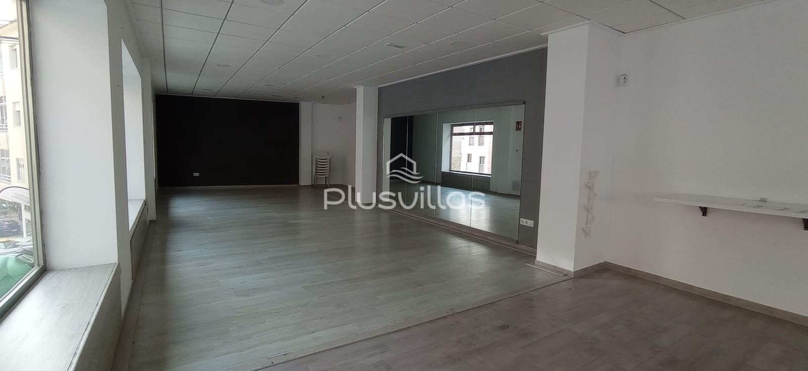 3 bedroom Commercial for sale in Calpe / Calp - € 200,000 (Ref: 7304814)