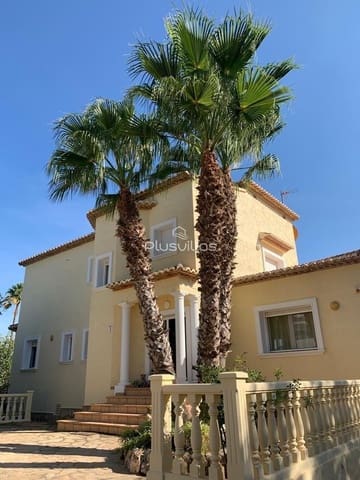 4 chambre Villa/Maison à vendre à Gargasindi, Calpe / Calp avec piscine - 850 000 € (Ref: 7349262)