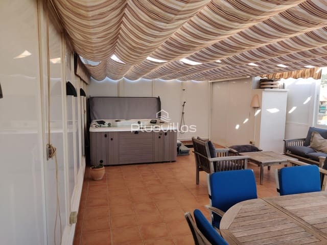 2 quarto Apartamento para venda em Pueblo, Calpe / Calp com piscina - 395 000 € (Ref: 7352056)