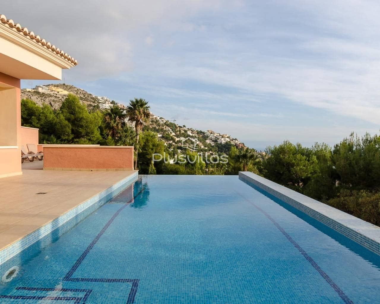 7 Zimmer Villa zu verkaufen in Altea mit Pool - 2.700.000 € (Ref: 7352062)