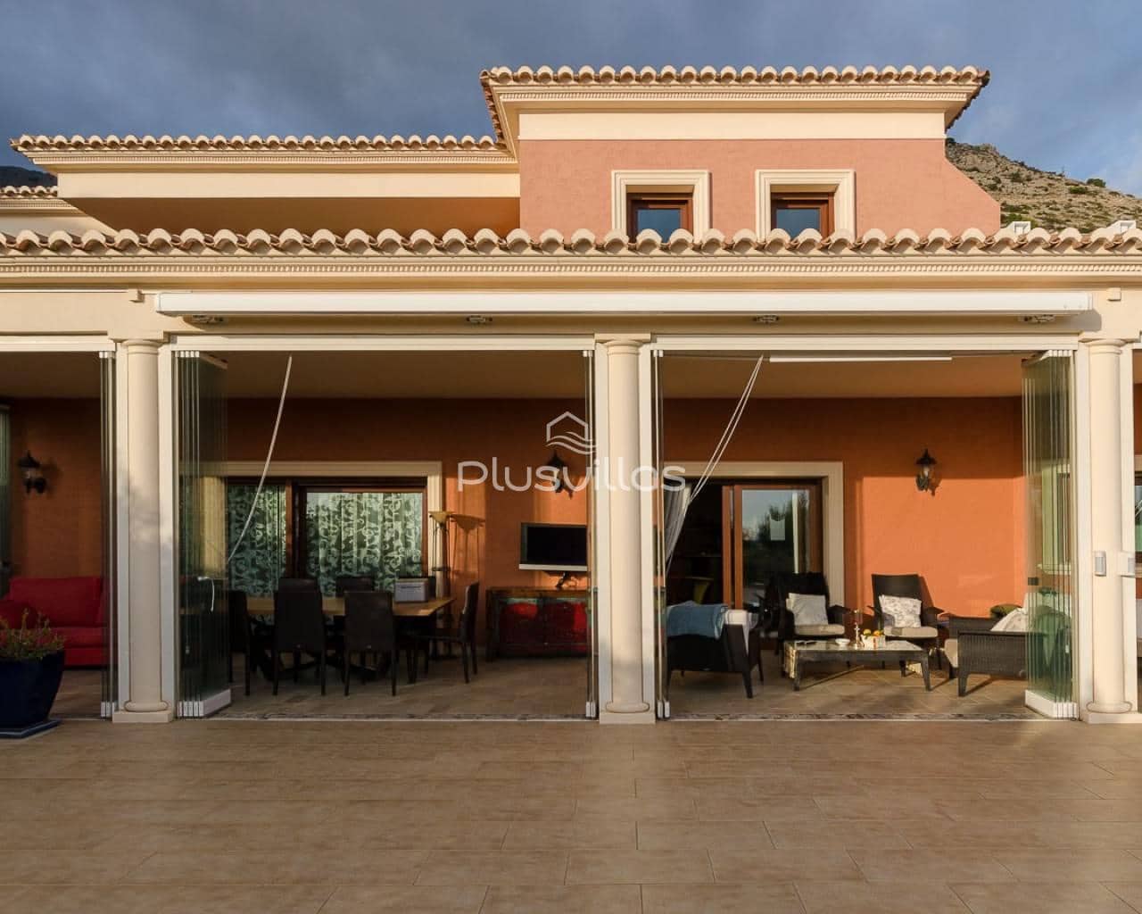 7 Zimmer Villa zu verkaufen in Altea mit Pool - 2.700.000 € (Ref: 7352062)