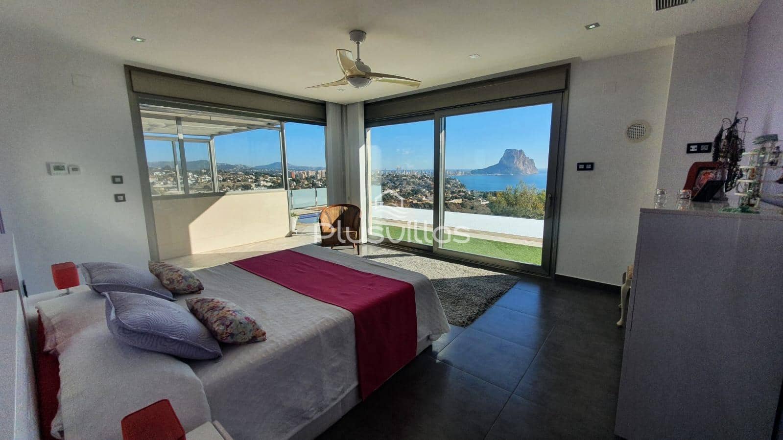 5 soveværelse Villa til salg i Calpe / Calp med swimmingpool - € 1.950.000 (Ref: 7444300)