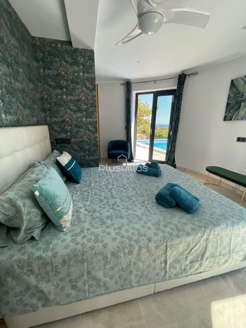 5 soverom Villa til salgs i Pueblo, Calpe / Calp med svømmebasseng - € 1 250 000 (Ref: 7472872)