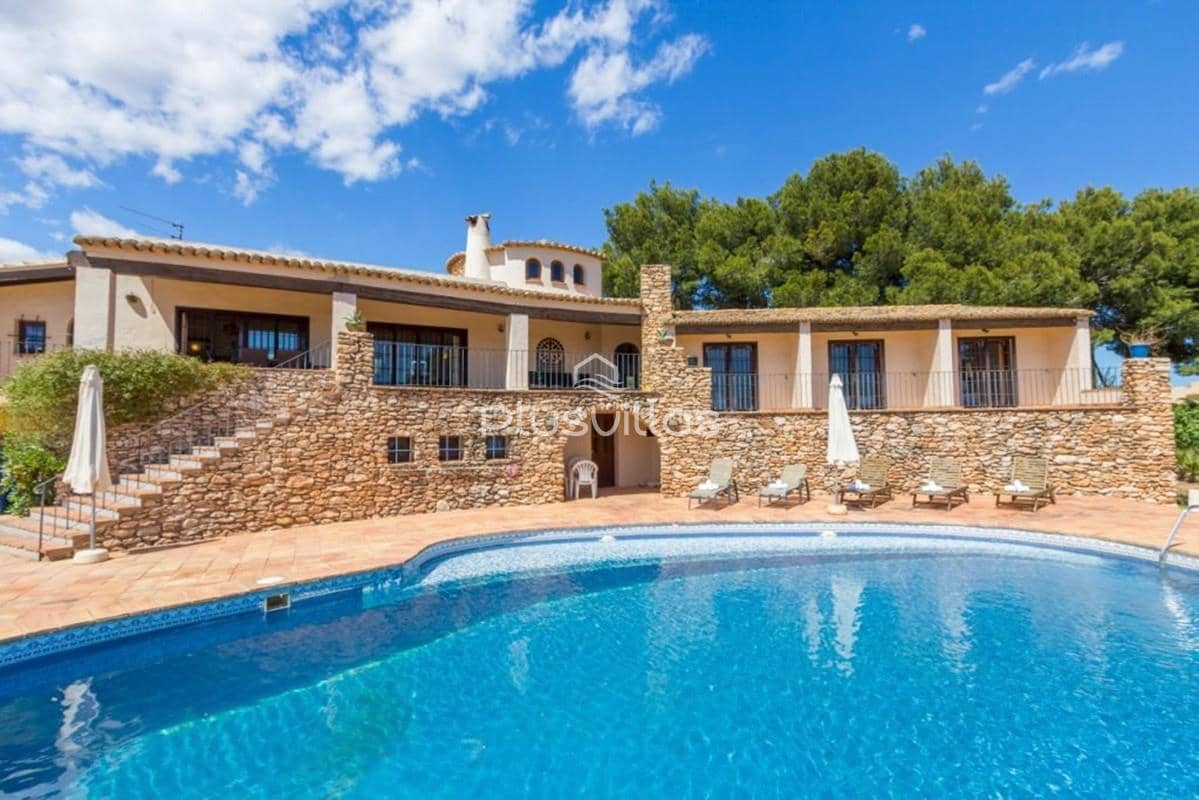 5 makuuhuone Huvila myytävänä paikassa Calpe / Calp mukana uima-altaan - 1 750 000 € (Ref: 7480067)