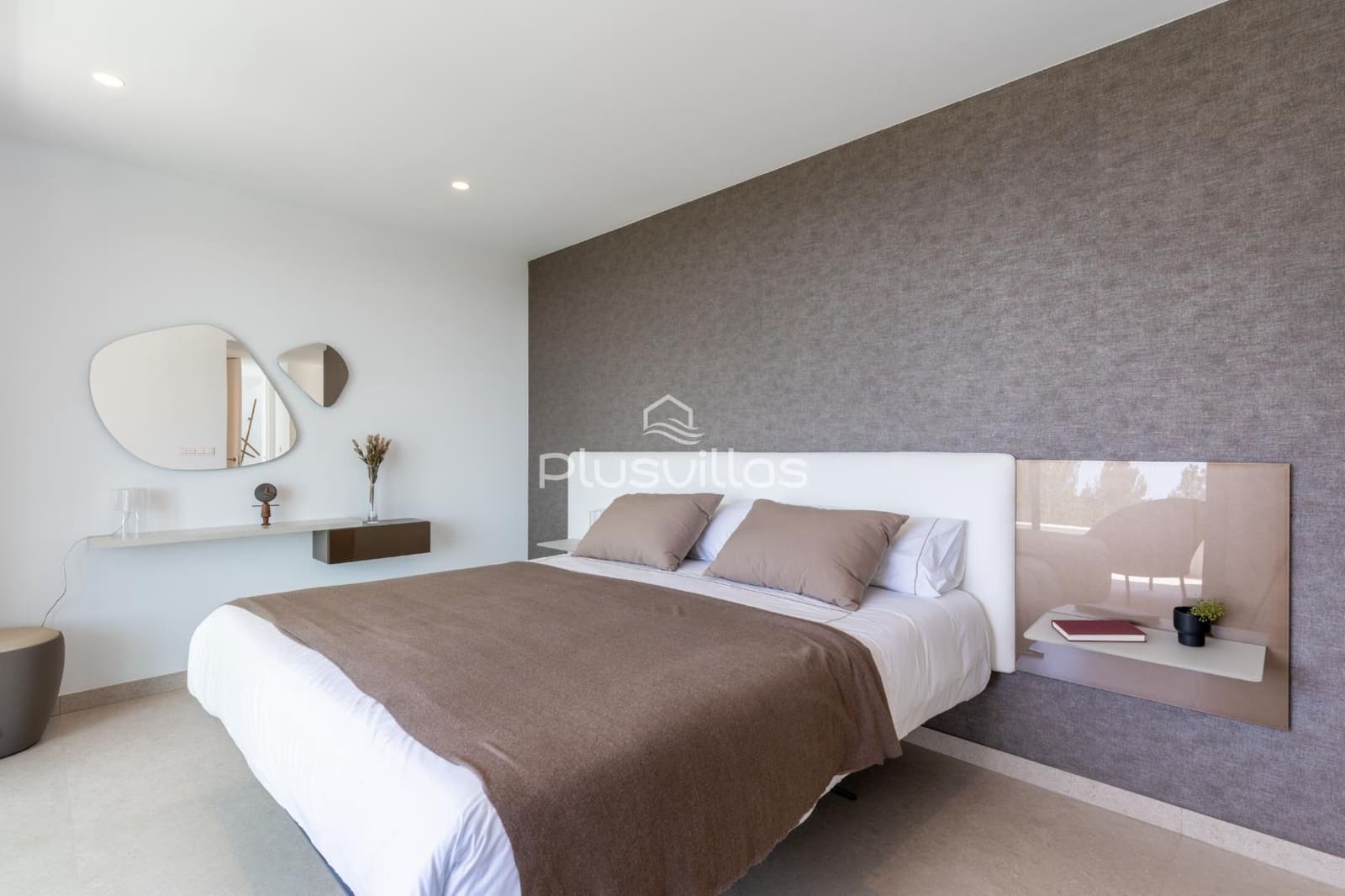 3 bedroom Villa for sale in Altea with pool - € 2,250,000 (Ref: 7540053)