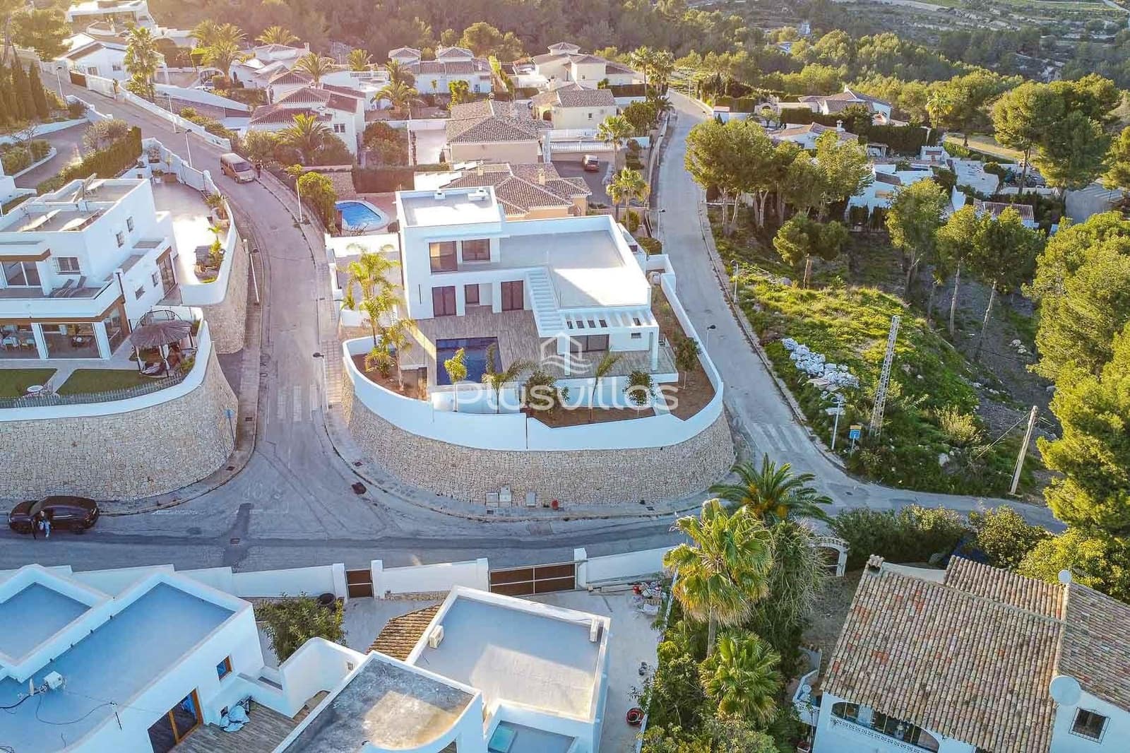 3 bedroom Villa for sale in Moraira with pool - € 2,250,000 (Ref: 7584539)