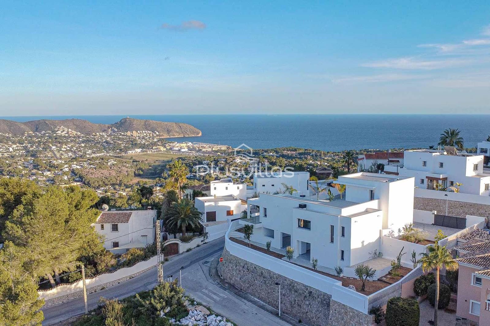 3 bedroom Villa for sale in Moraira with pool - € 2,250,000 (Ref: 7584539)