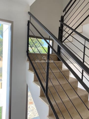 4 Zimmer Villa zu verkaufen in Altea mit Pool - 850.000 € (Ref: 7662238)