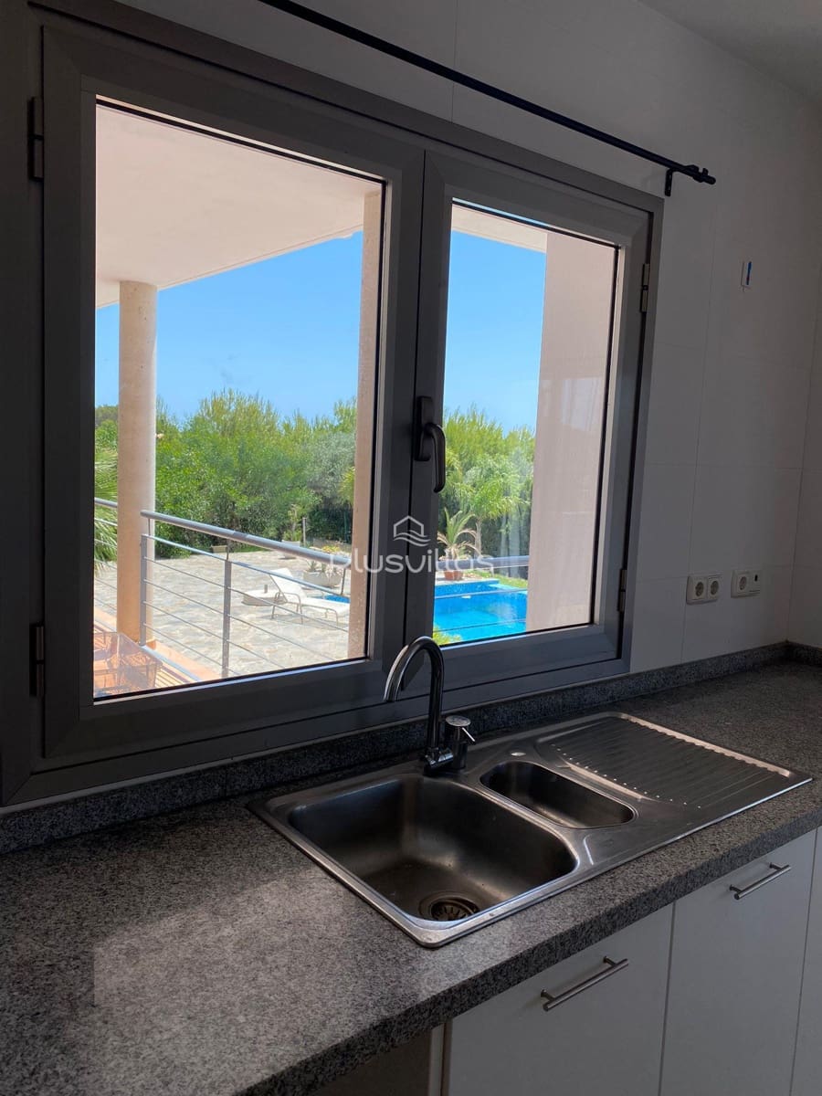 4 bedroom Villa for sale in Altea with pool - € 850,000 (Ref: 7662238)