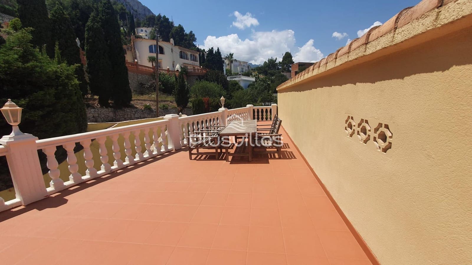 8 bedroom Villa for sale in Calpe / Calp with pool - € 786,000 (Ref: 7664022)