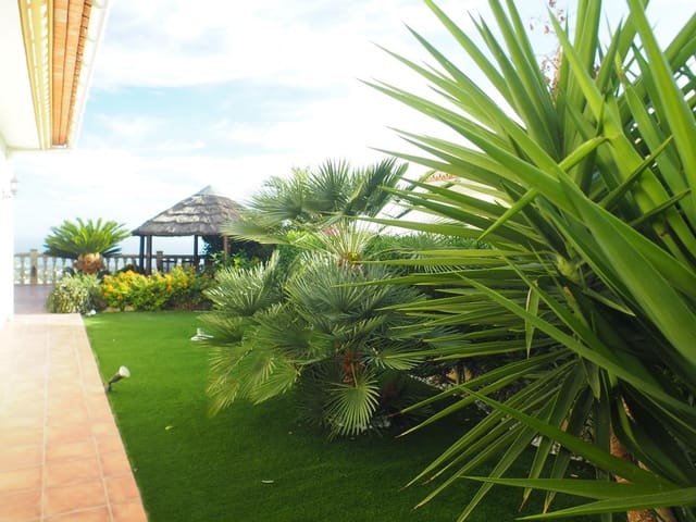 4 soverom Villa til salgs i Casco Urbano, Teulada-Moraira med svømmebasseng - € 1 350 000 (Ref: 7786421)