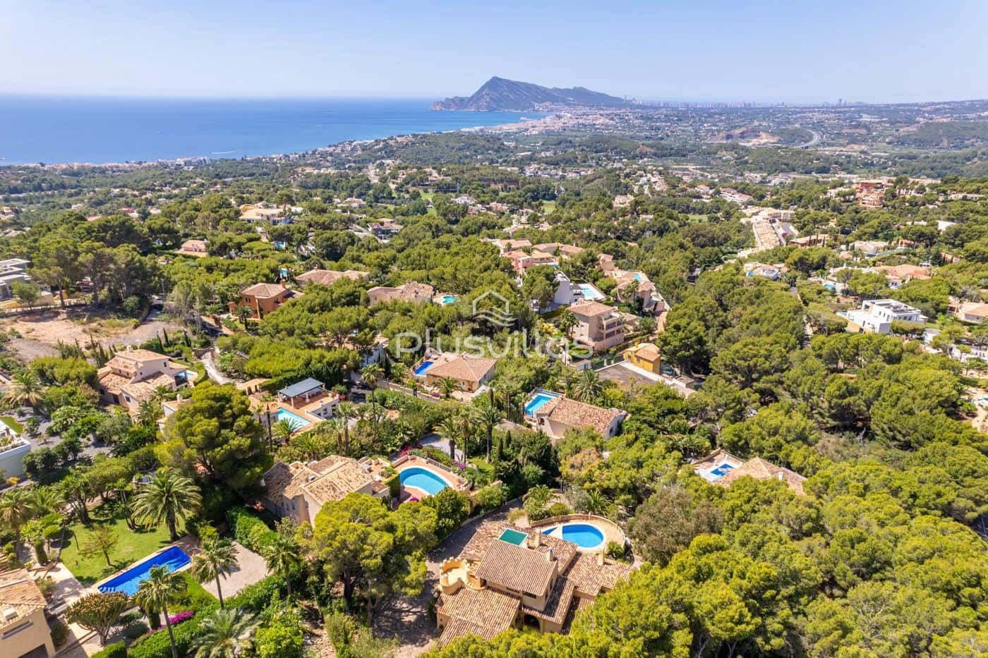 5 bedroom Villa for sale in Altea with pool - € 1,590,000 (Ref: 7855707)