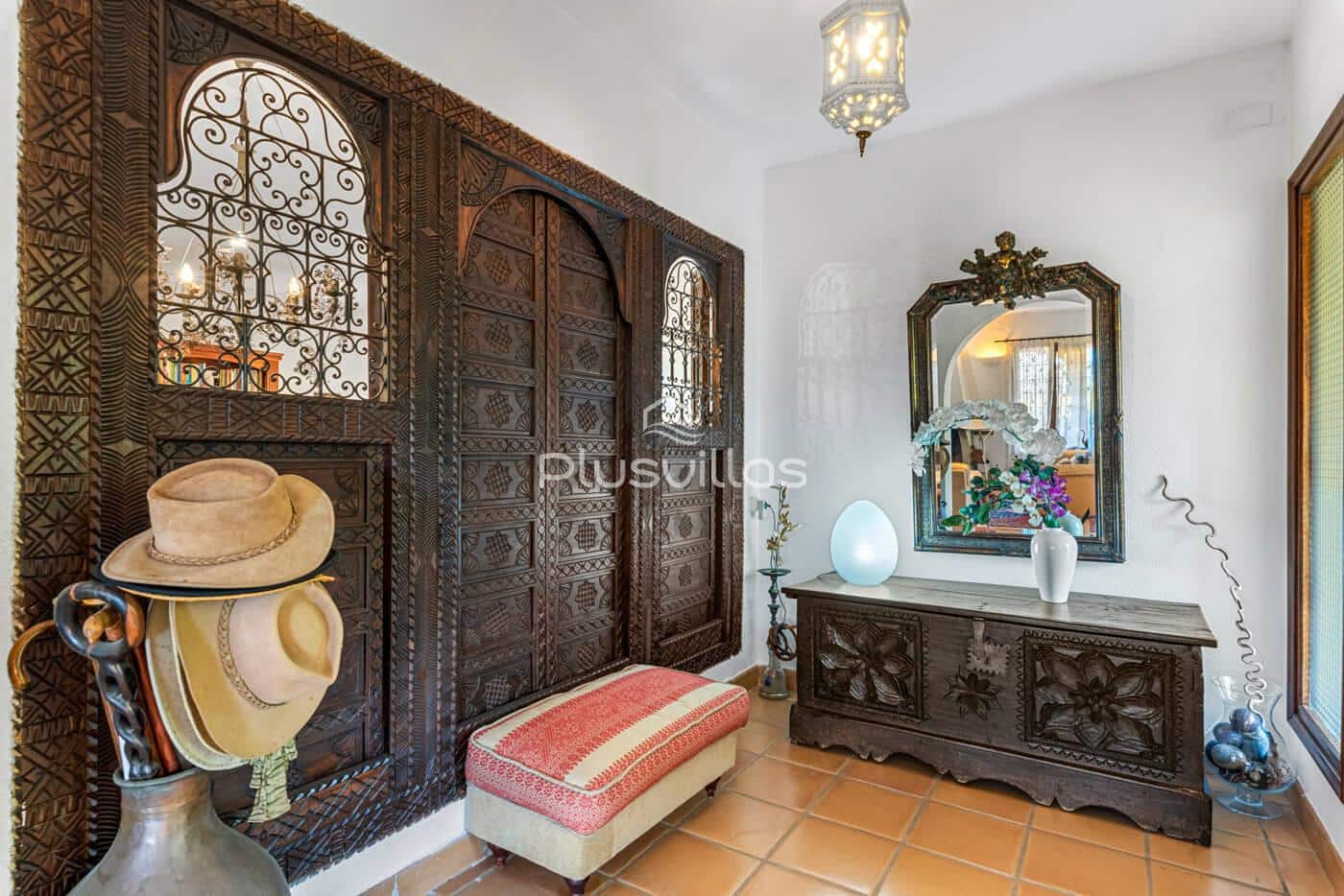 5 bedroom Villa for sale in Altea with pool - € 1,590,000 (Ref: 7855707)