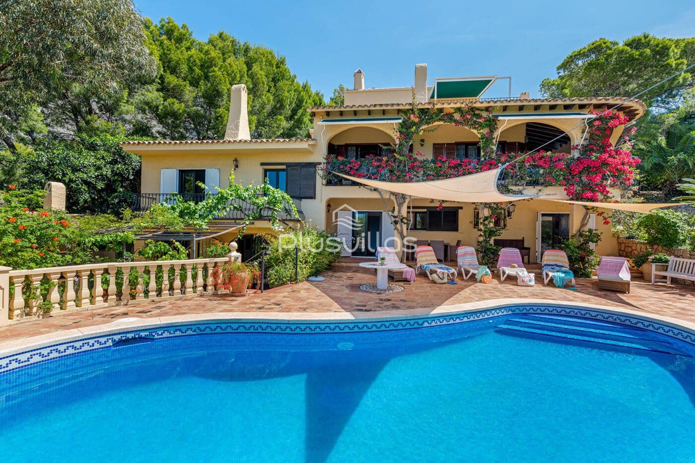 5 bedroom Villa for sale in Altea with pool - € 1,590,000 (Ref: 7855707)