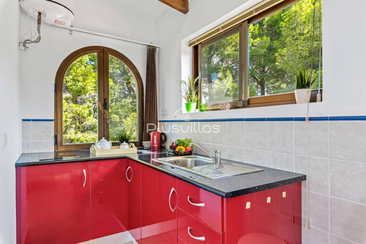 5 bedroom Villa for sale in Altea with pool - € 1,590,000 (Ref: 7855707)