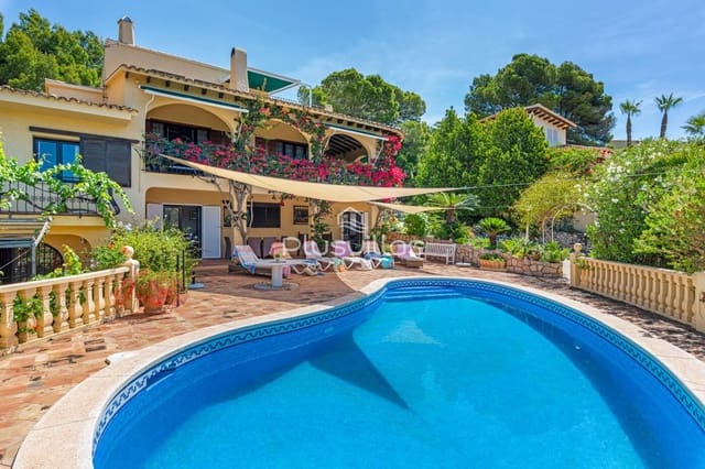 5 chambre Villa/Maison à vendre à Altea avec piscine - 1 590 000 € (Ref: 7855707)