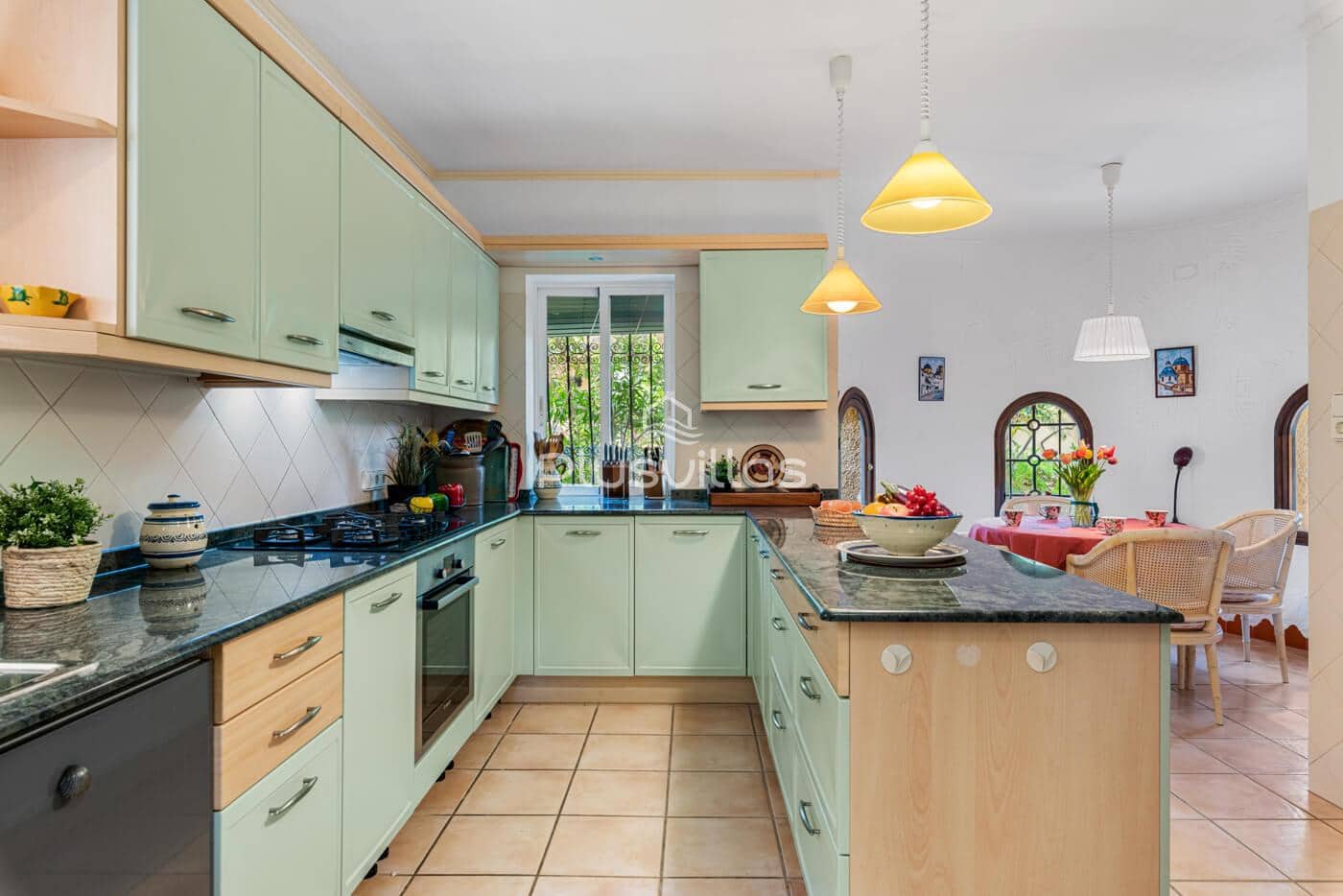 5 bedroom Villa for sale in Altea with pool - € 1,590,000 (Ref: 7855707)