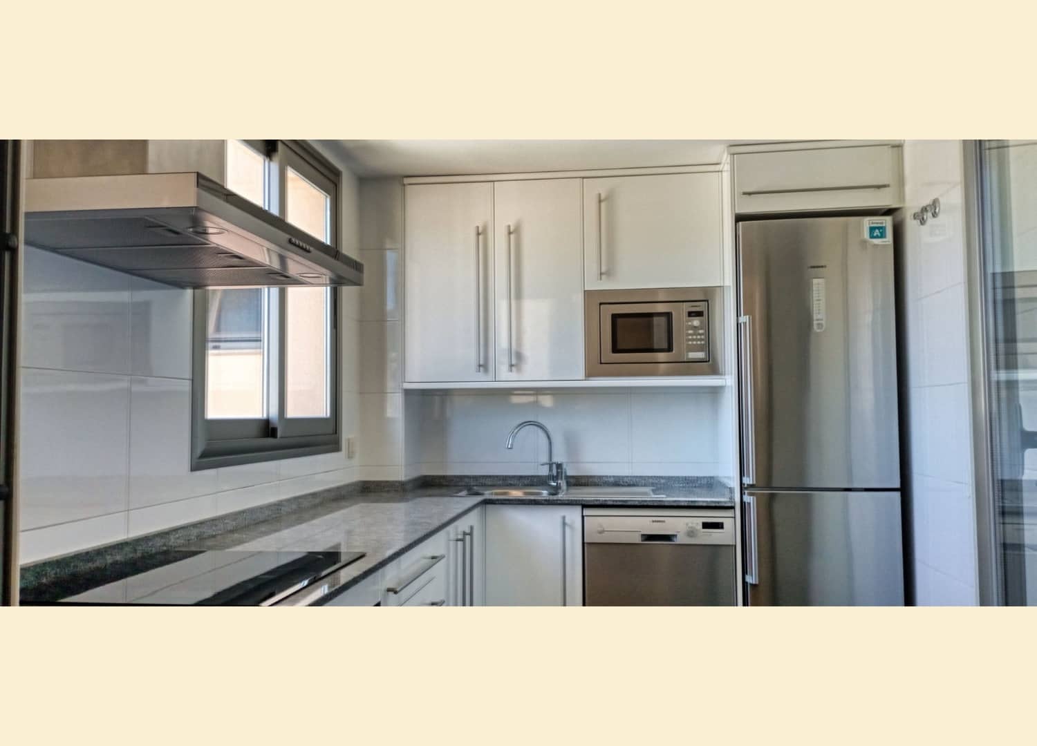 2 makuuhuone Huoneisto myytävänä paikassa Calpe / Calp mukana uima-altaan - 375 000 € (Ref: 7969209)