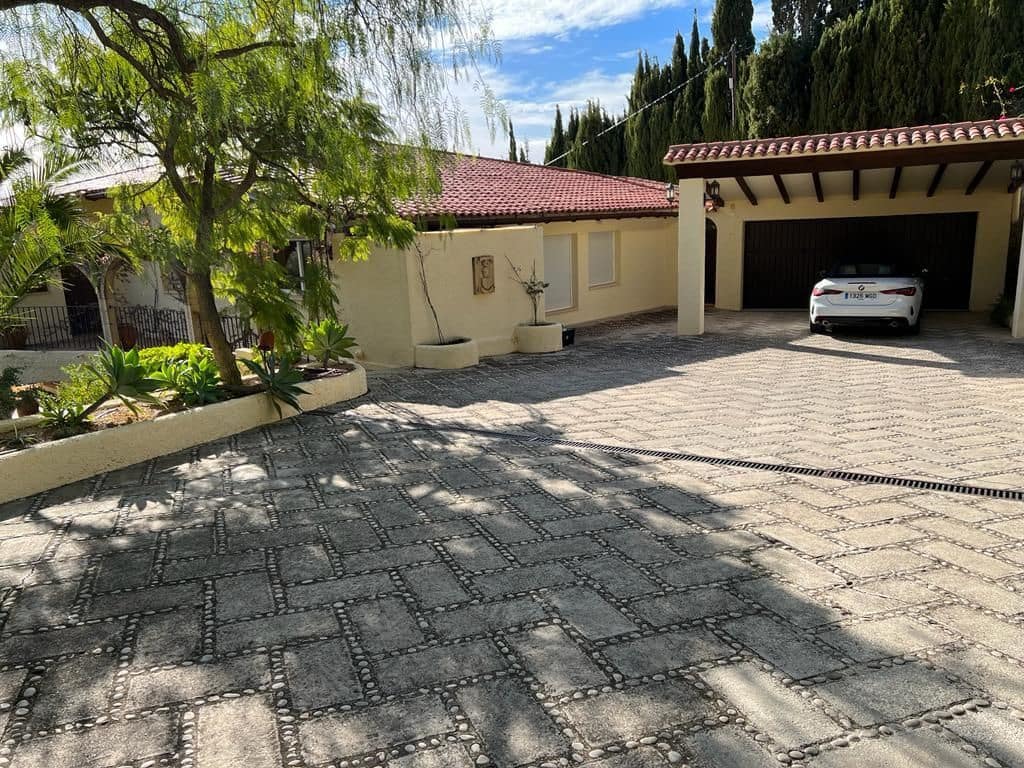 5 chambre Villa/Maison à vendre à Altea avec piscine - 1 375 000 € (Ref: 7991517)