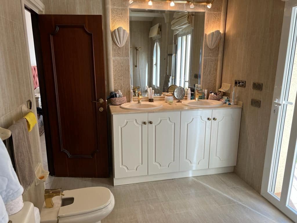 5 chambre Villa/Maison à vendre à Altea avec piscine - 1 375 000 € (Ref: 7991517)