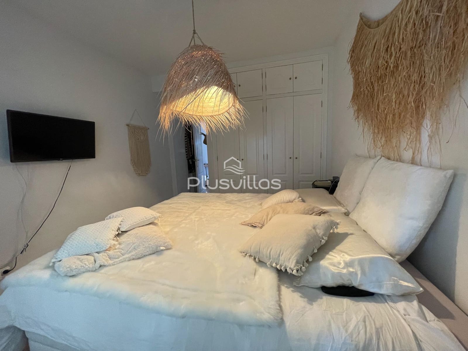 2 bedroom Apartment for sale in Calpe / Calp with pool - € 519,000 (Ref: 8085084)