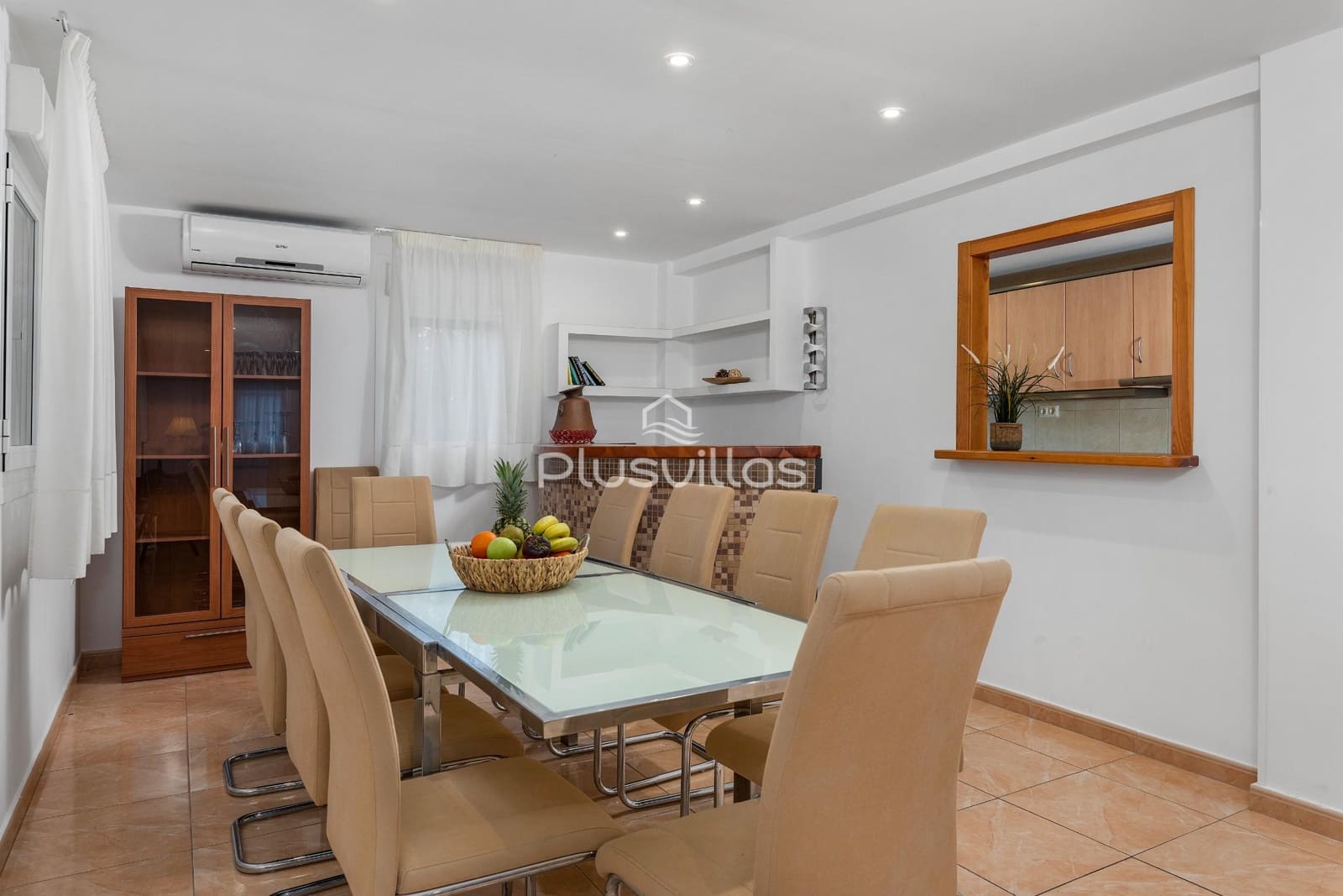 13 sovrum Villa till salu i Calpe / Calp med pool - 2 125 000 € (Ref: 8229676)