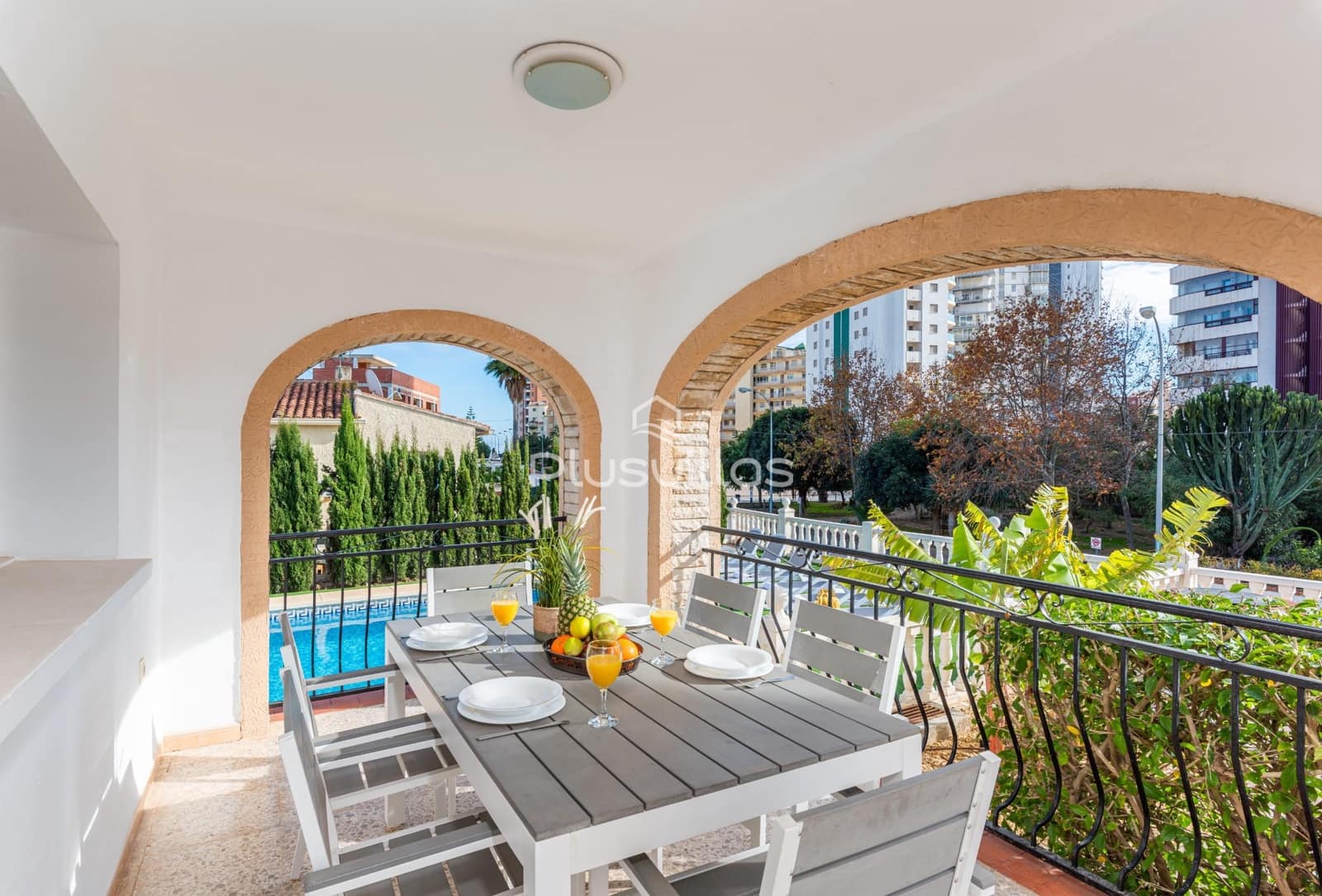 13 sovrum Villa till salu i Calpe / Calp med pool - 2 125 000 € (Ref: 8229676)