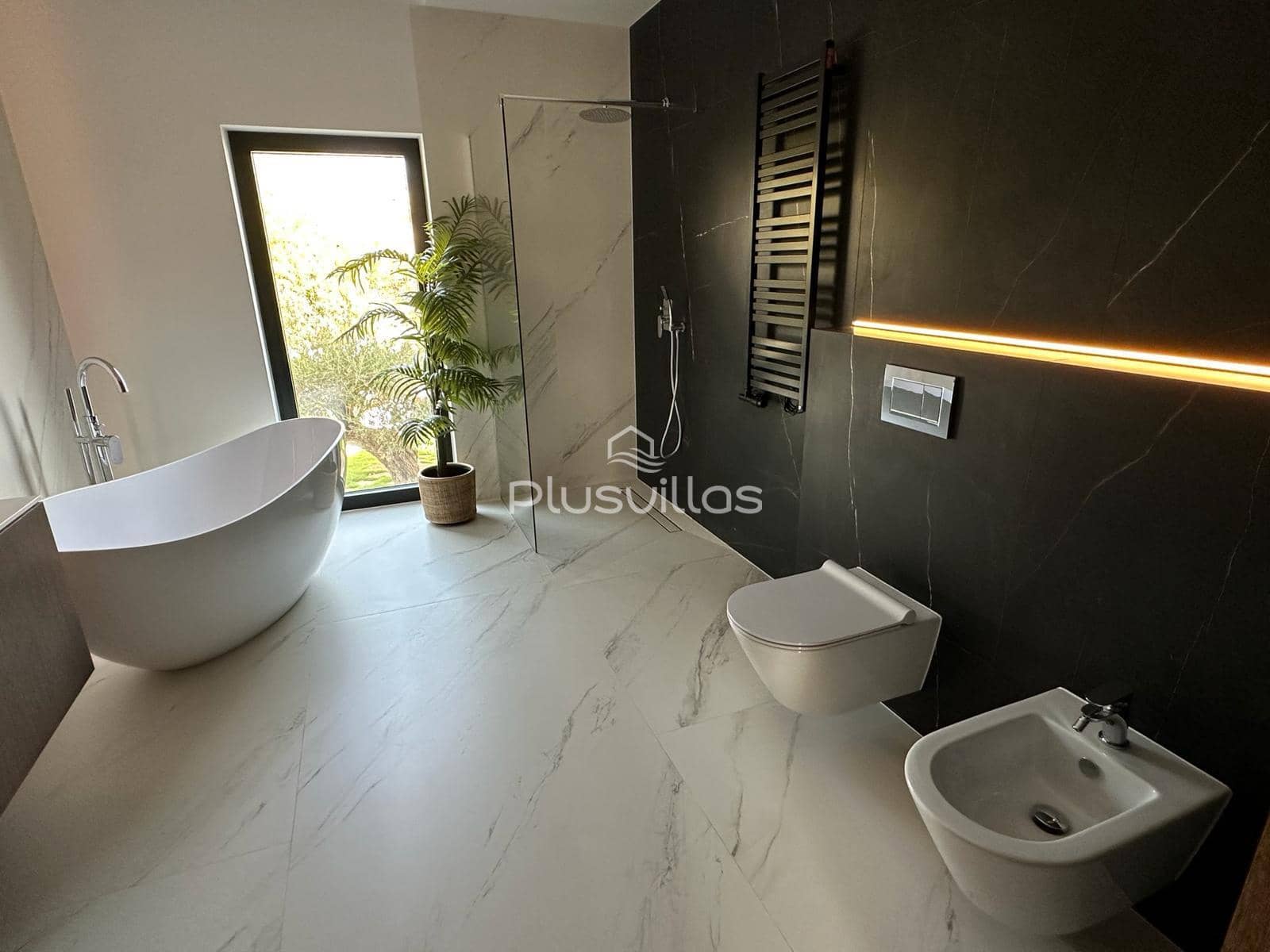 5 chambre Villa/Maison à vendre à Benitachell / Benitatxell avec piscine - 2 200 000 € (Ref: 8307147)