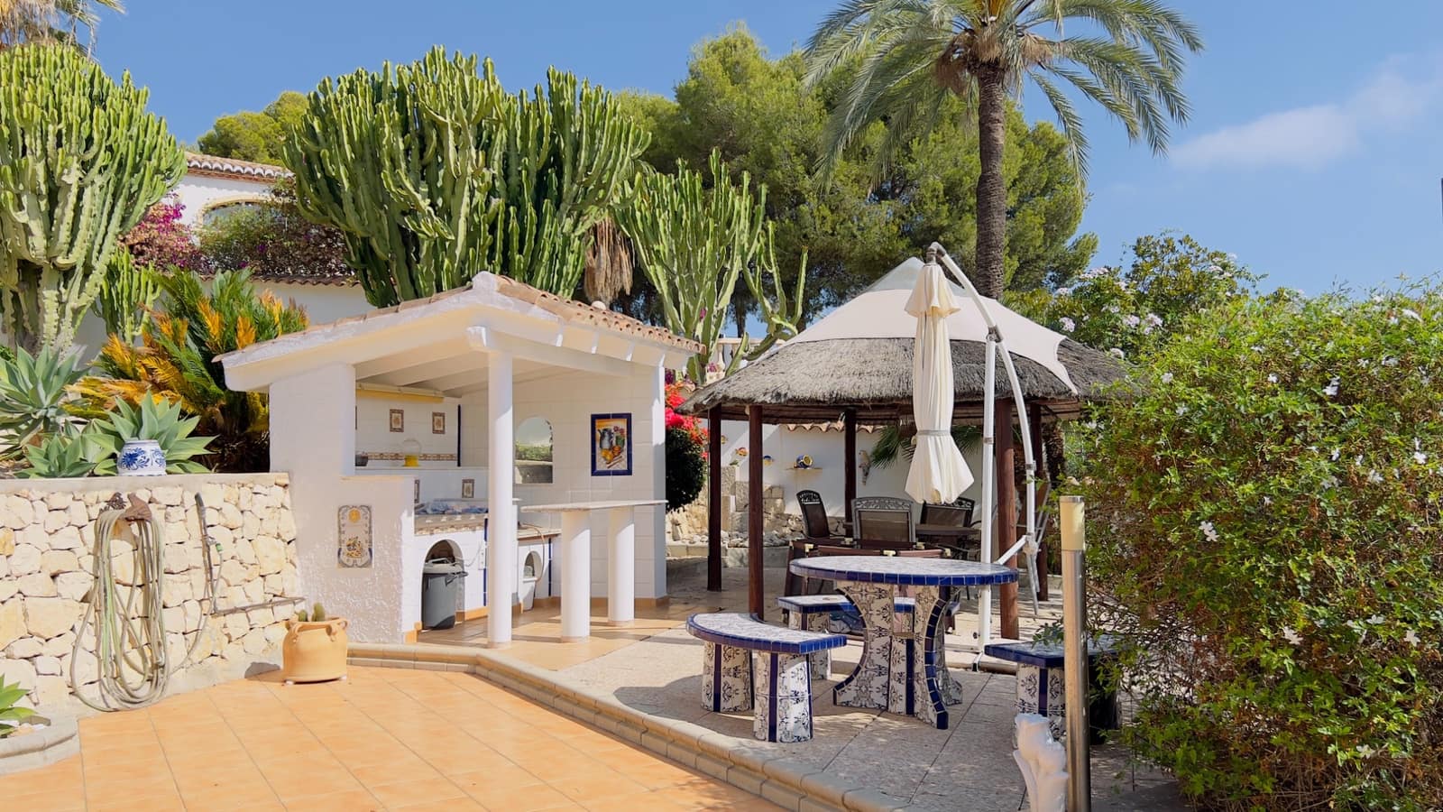 3 makuuhuone Huvila myytävänä paikassa Moraira mukana uima-altaan - 795 000 € (Ref: 8468187)