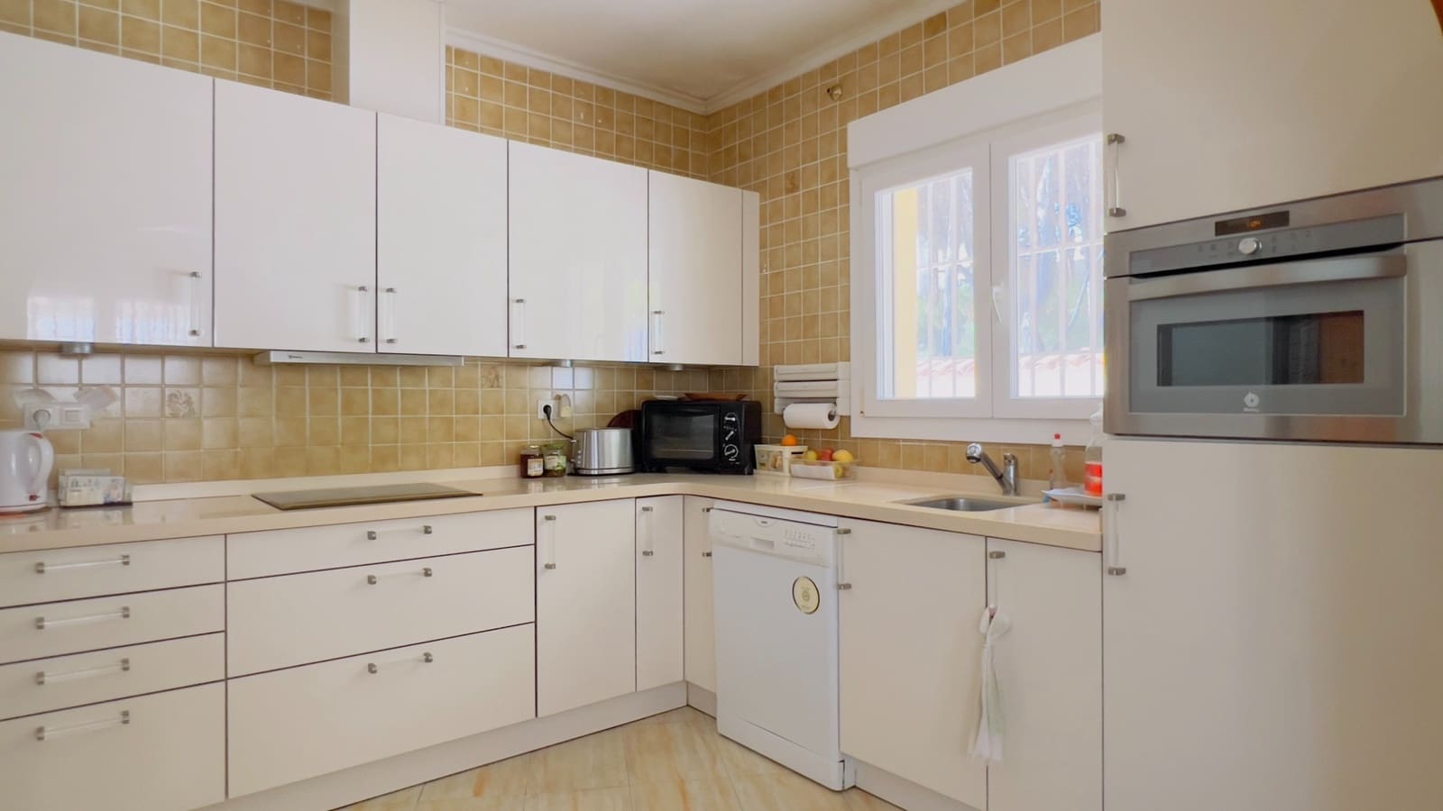 3 makuuhuone Huvila myytävänä paikassa Moraira mukana uima-altaan - 795 000 € (Ref: 8468187)