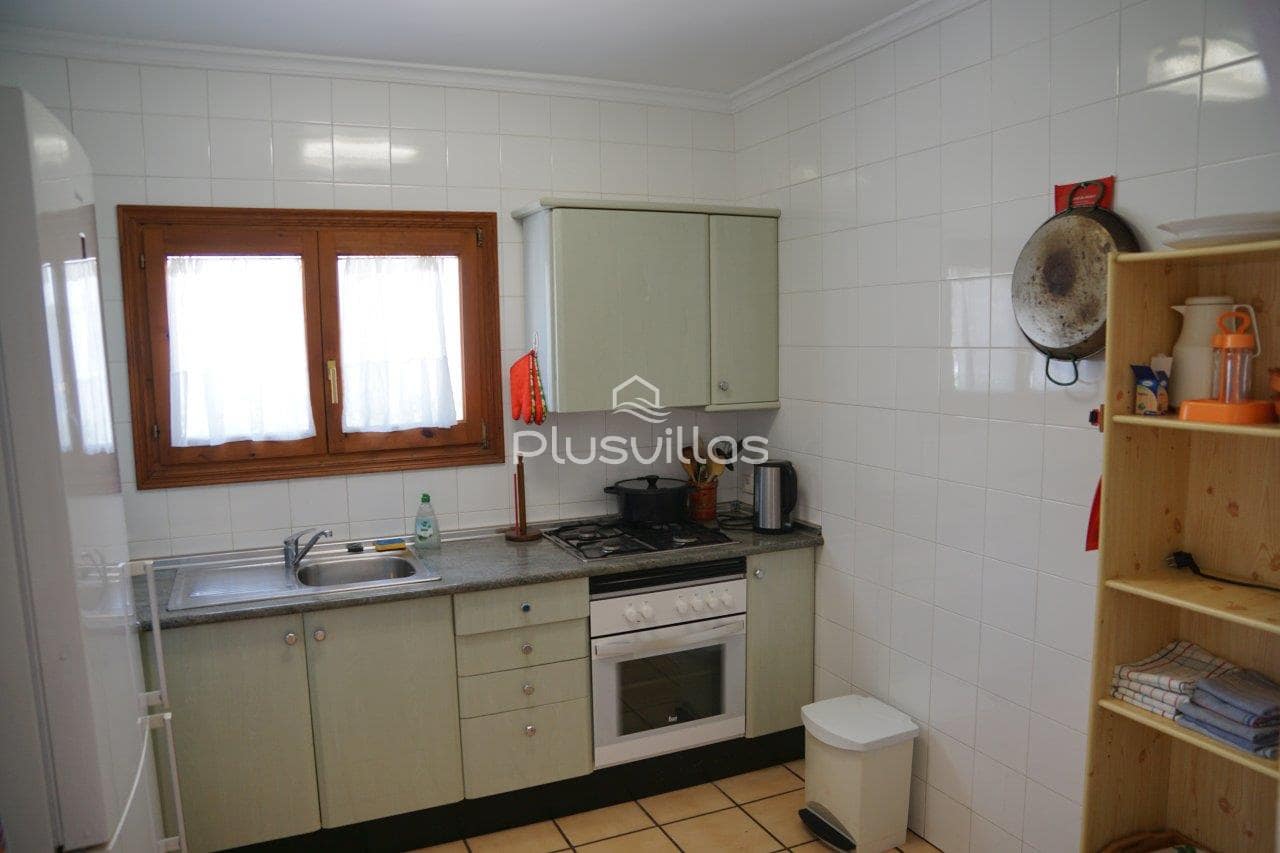 Chalet de 6 habitaciones en Calpe / Calp en venta con piscina - 665.000 € (Ref: 8497447)