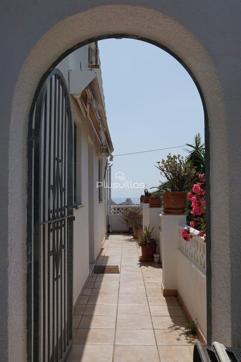 Chalet de 6 habitaciones en Calpe / Calp en venta con piscina - 665.000 € (Ref: 8497447)