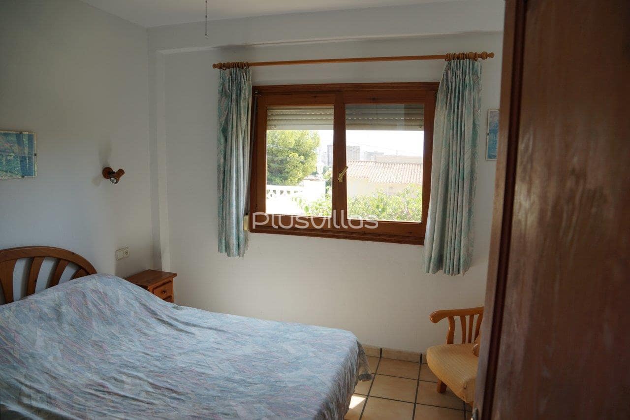 Chalet de 6 habitaciones en Calpe / Calp en venta con piscina - 665.000 € (Ref: 8497447)