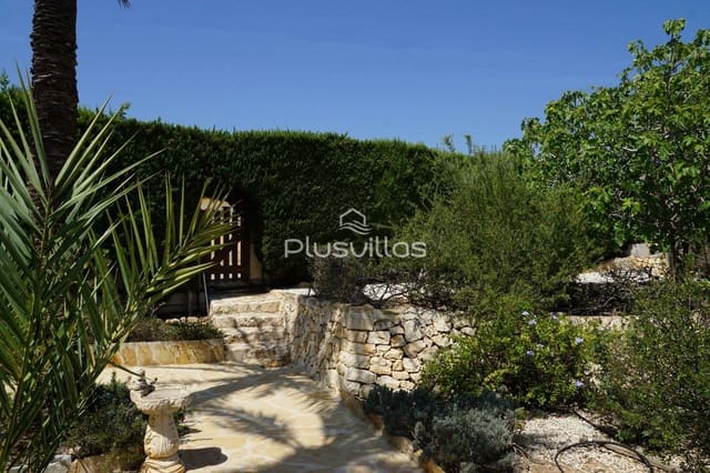 6 bedroom Villa for sale in Cometa - Carrió, Calpe / Calp with pool - € 665,000 (Ref: 8497447)