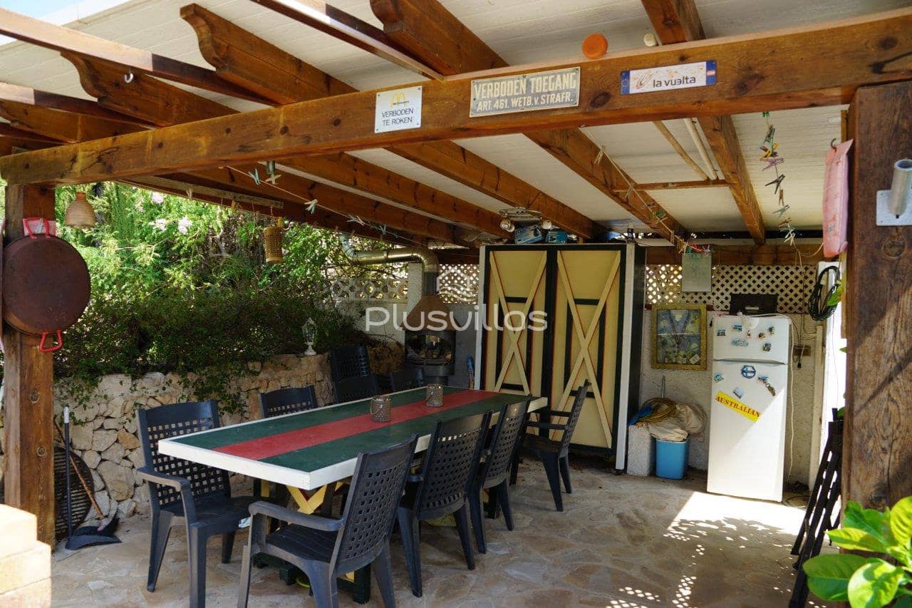 Chalet de 6 habitaciones en Calpe / Calp en venta con piscina - 665.000 € (Ref: 8497447)