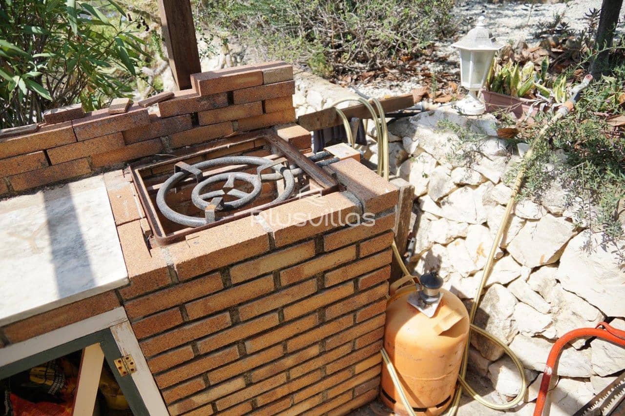 Chalet de 6 habitaciones en Calpe / Calp en venta con piscina - 665.000 € (Ref: 8497447)